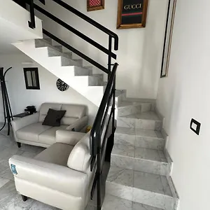 Bilocale In Marmo A Prato , Prato (Prato) Italia
